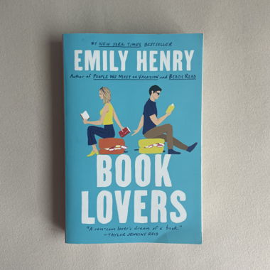 ,,Book Lovers,, by Emily Henry