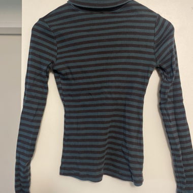 Maglione a Collo Alto a Righe