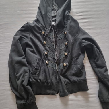 Schicke schwarze Sommerjacke 
