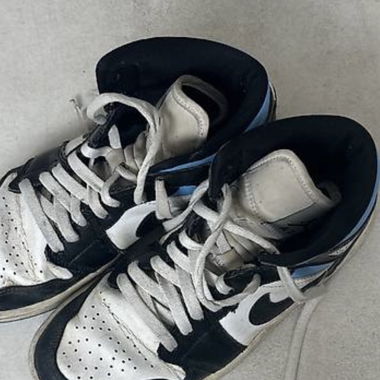Blaue Jordans Original