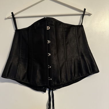black corset
