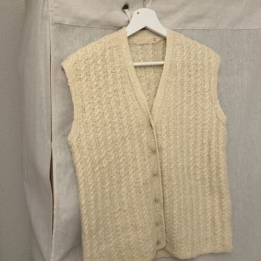 Gilet en maille jaune