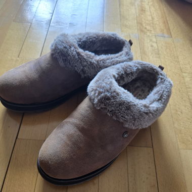 Skechers BOBS Memory Foam lined Slipper Schuhe 38
