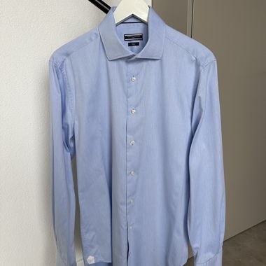 Tommy Hilfiger light blue cotton shirt M