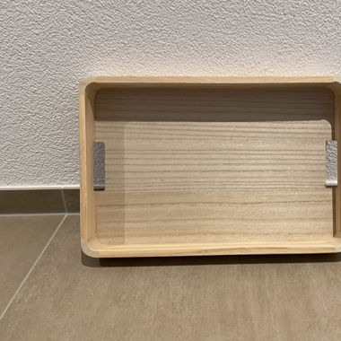 Serviertablett aus Holz