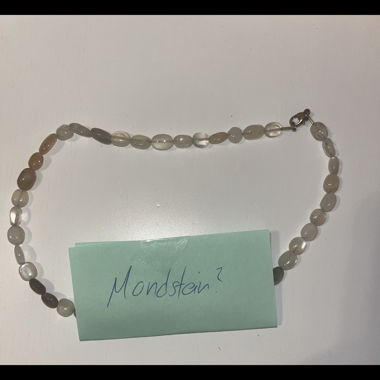 Collana in pietra di luna