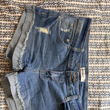 Short Jeans