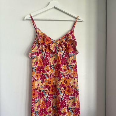 Kleid ungetragen Grösse M