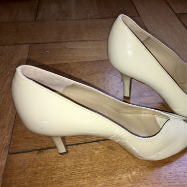 Offene Absatzschuhe GR34
