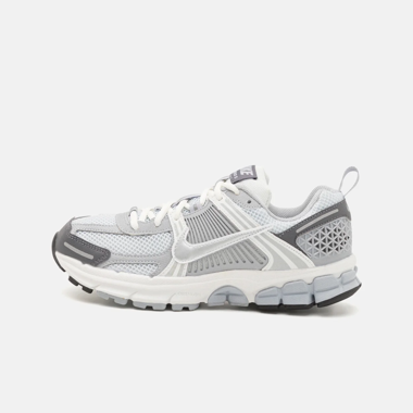 Baskets Nike Vomero 5