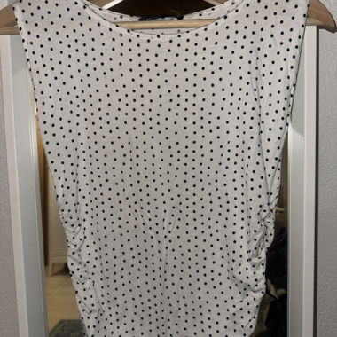 top with dots 