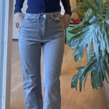Jeans di weekday