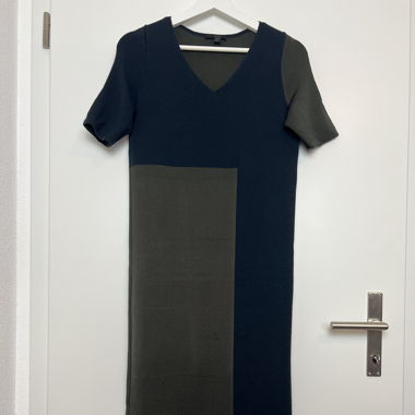 Cos Fitted knitted green and black dress XS