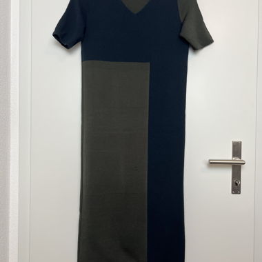 Cos Fitted knitted green and black dress XS