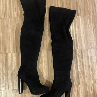 Black Over-the-Knee Boots