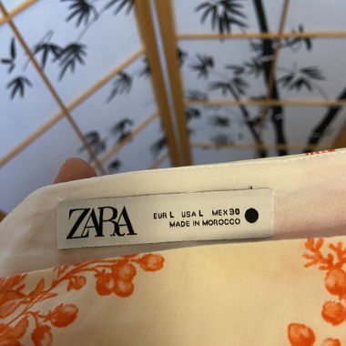 Zara Floral One-Shoulder-Kleid