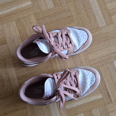 Nike Dunk Low rosa/bianco