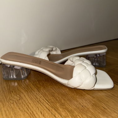 White heeled sandals with braided straps