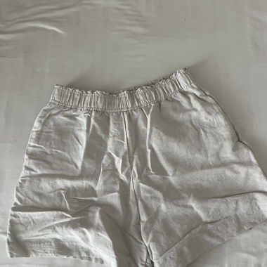 Kurze Hosen beige