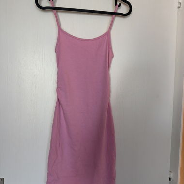 Pinkes Spaghettiträger- Kleid