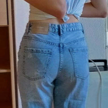 FB Sister - Mom's Fit 
