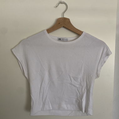 Zara White Cropped T-Shirt