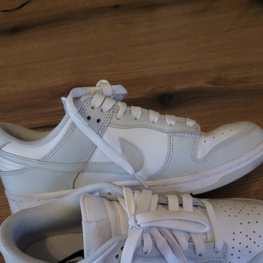 Nike Schuhe weiss grau