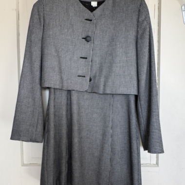 Vestito con Giacca Abbinata, nero a quadri