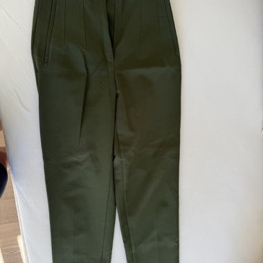 Pantaloni in tessuto Zara verde oliva