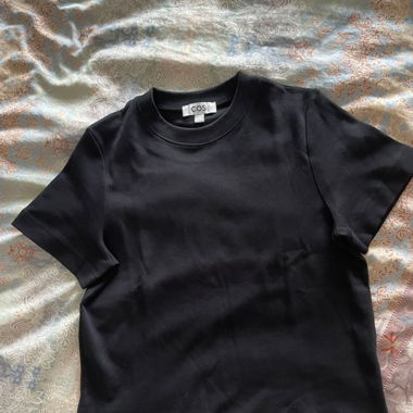 COS Black Clean Cut Regular T shirt size S
