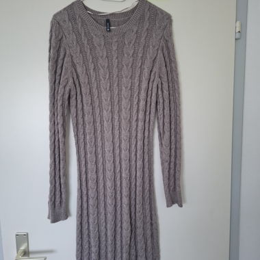Strickkleid