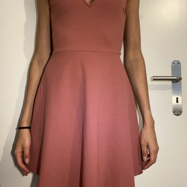 Kleid Rückenfrei