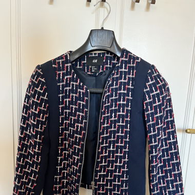 Beautiful Blazer - Size 34