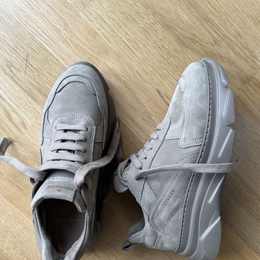 Never worn Shoes 38
