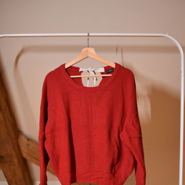 Zara Pullover mit Schlaufe