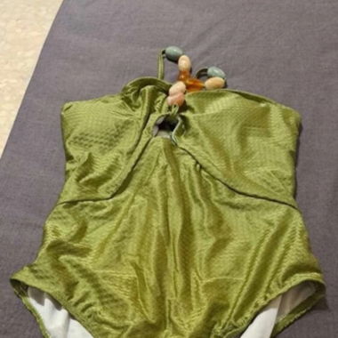 Maillot de bain avec paréo 