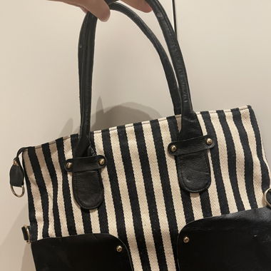 Handtasche