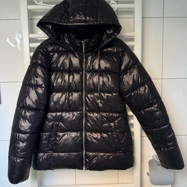 Doudoune noire a capuche ONLY