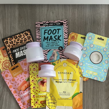 Set de sheet masques et contenants voyage