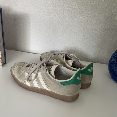 Adidas Gazelle sneakers EU 38 Beige/Green
