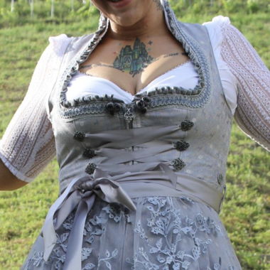 Dirndl Gr. 40 inkl Bluse 