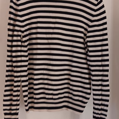 Maglione a collo alto a righe