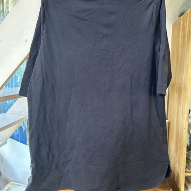 T-shirt bleu marine ample
