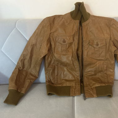 Hellbraune lederjacke