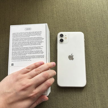 iPhone 11 bianco 128 GB