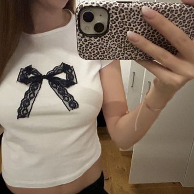 T shirt Spitzen-Schleife