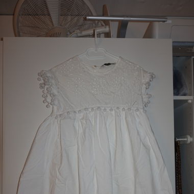 weisses Zara Basic Kleid