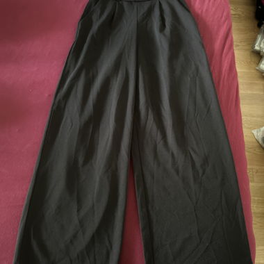 Pantalon noir pour femmes