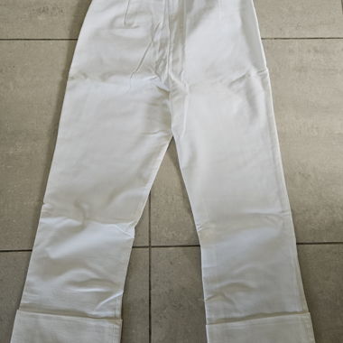 Weisse Hosen