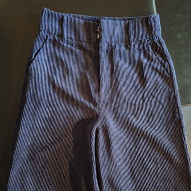 Dunkelblaue Stoffhose